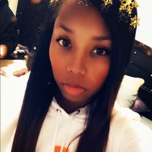 Meet your Posher, Blair